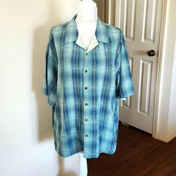 Tommy Bahama 100% Silk Shirt - Picture 1 of 6
